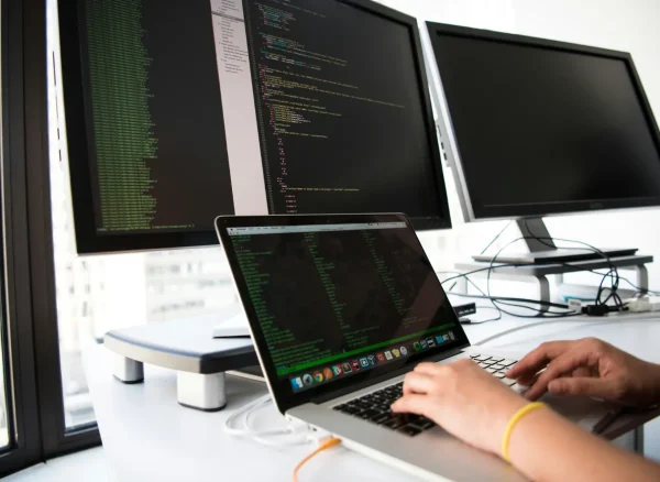 christina-wocintechchat-com-6Dv3pe-JnSg-unsplash